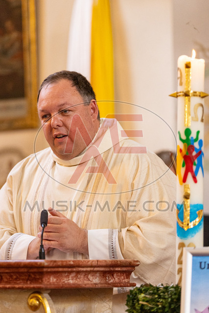 MAE-pic_163 | Der online Fotoshop des Inzeller Fotografen MAE - Marc Anton Eicher. Hier können Sie ihre Fotos und Stockfotos online bestellen als Download oder als Ausdruck, der ihnen bequem nach Hause geschickt wird.
Ihr Marc Anton Eicher - der Inzeller Fotograf - Realisiert mit Pictrs.com