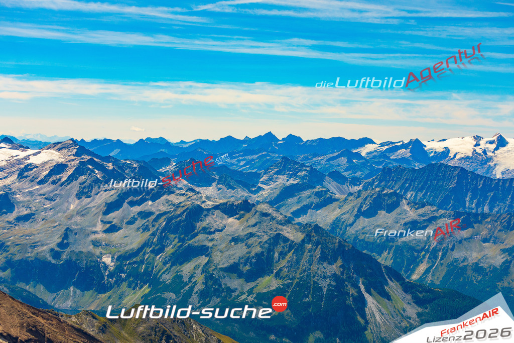 Luftaufnahme von Matrei in Osttirol - Die Luftaufnahme wurde 2025 vom UL-Flugzeug heraus erstellt ( keine Drohne ) - Hochauflösende Luftaufnahme - für professionelle Ausdrucke geeignet. Die Geschenkidee !Mit Lizenz und Bildrechte bestellbar