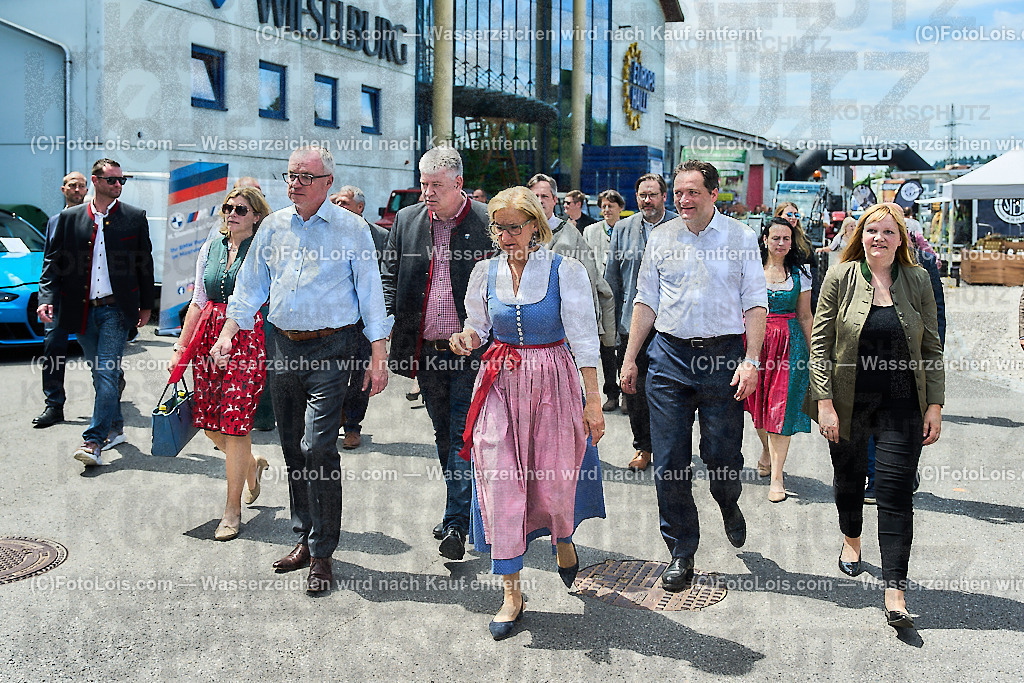ALP9559_MESSE_LAND-FORST-JAGD_Messerundgang | (C)FotoLois.com, Alois Spandl, WIESELBURGER MESSE LAND-FORST-JAGD, Eröffnung mit Messerundgang mit BM Norbert Totschnig, LH Johanna Mickl-Leitner, LH-Stv. Stephan Pernkopf, LLK Johannes Schmuckenschlager, GF Marion Heim, Hannes Heindl, Bgm. Josef Leitner, Bgm. Franz Rafetseder, ..., Do 6. Juni 2024.