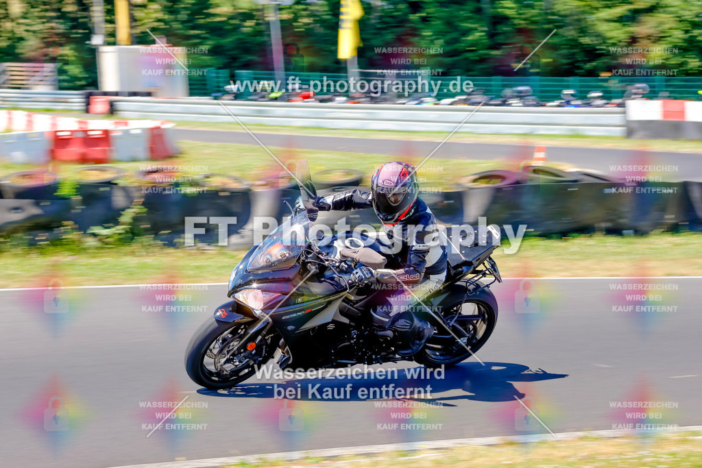 _MOT9482 | Hier findet Ihr Bilder von Touristenfahrten auf der Nürburgring Nordschleife oder von anderen Veranstaltungen die ich besucht habe. Viel Spass beim Durch Schauen 