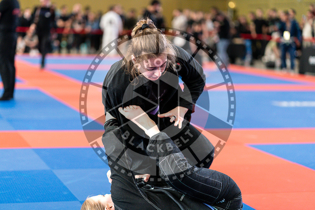 20250510PBB1841 | Athletes compete during the JJLG Berlin Open Jiu-Jitsu Championship on May 10, 2025 in Berlin, Germany. © Chiara Dazi / photoblackbelt