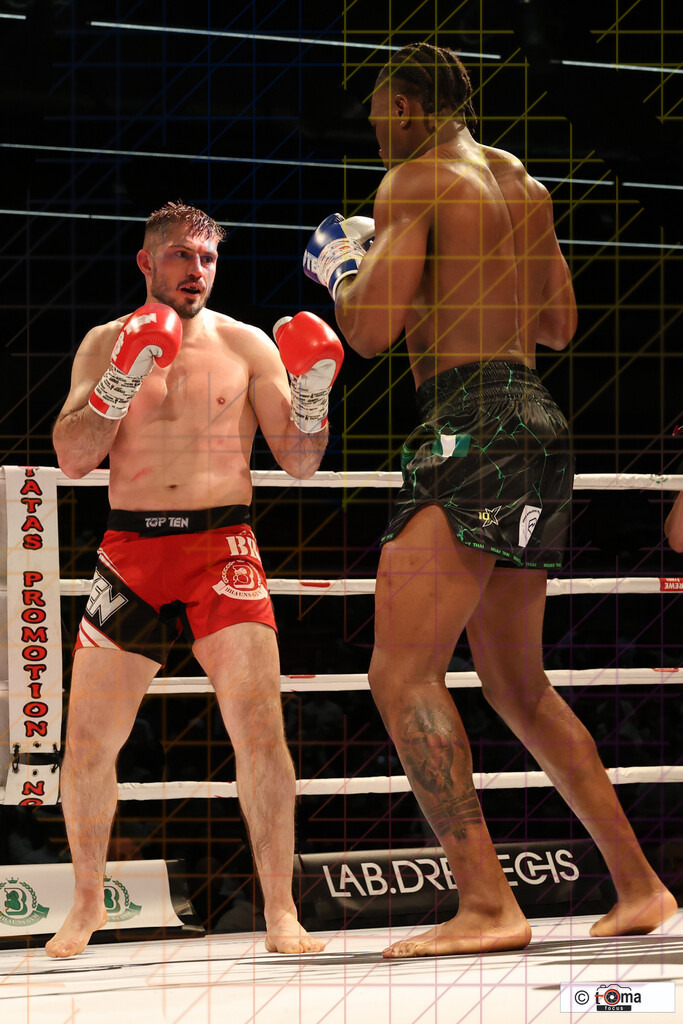 Akingbade vs Braun 25.04.2026 tomafocus Tb00114 | professionelle Sport- und Eventfotografie von Tomafocus – dynamische Bilder, emotionale Momente und hochwertige Aufnahmen für jeden Anlass. - Realisiert mit Pictrs.com