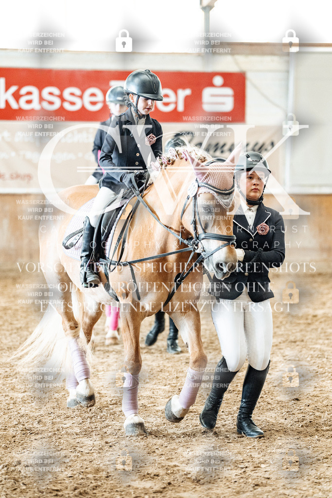 CK906150 | Turnierfotografie Pferdefotografie Trier Rheinland-Pfalz Pferdesport Reitsport Tierfotografie Sportfotografie Pferdevideo Pferdevideografie Equestrianvideography equestrianphotography  - Realized with Pictrs.com