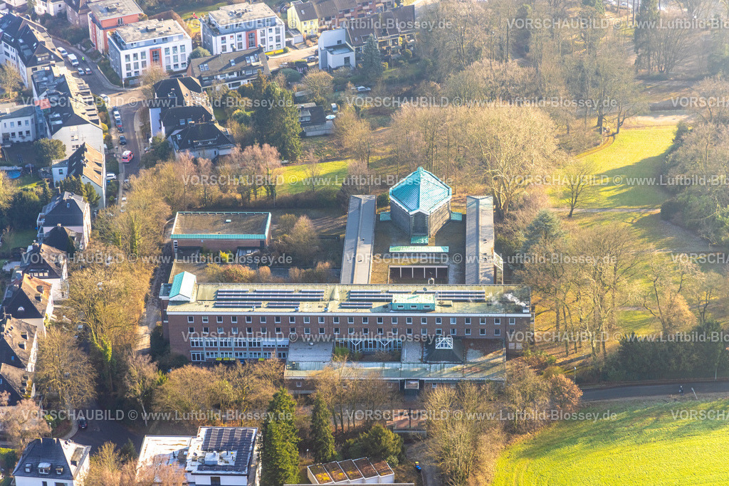 Essen260100773 | Luftbild, Kardinalâ€‘Hengsbachâ€‘Haus mit Seminarkirche auf der Dahler Höhe, Bistum Essen, Werden, Essen, Ruhrgebiet, Nordrhein-Westfalen, Deutschland
