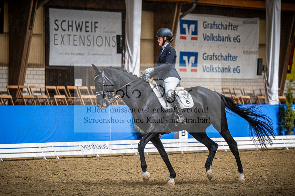 DOS_0969 | Entdecke hochwertige Reitturnierfotos von Foto Oger. Professionell, emotional und authentisch – jetzt Lieblingsmomente im Shop bestellen.Deutschlandweite Turnierfotografie. - Realisiert mit Pictrs.com