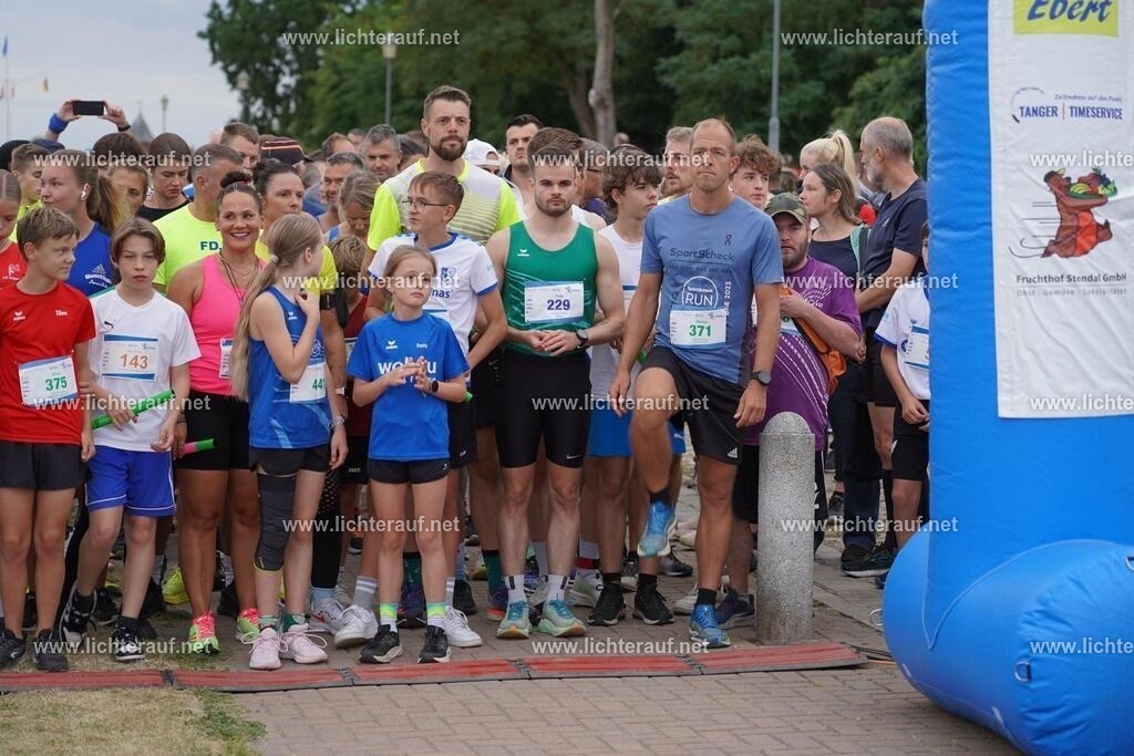 DSC05196 | Lichterlauf  - Realisiert mit Pictrs.com