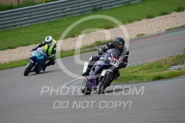 2024_05_13_PBK_14552 | Sportfotografie; SlowMotion; Video; Rennstrecke; Hafeneger; Speer; Racing; RSE; BMW; CBO; Trackday; Motorsportarena; Hockenheimring; Brno; Most; Barcelona; Valencia