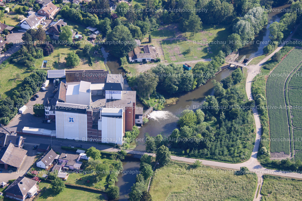 Mühle Kottmann Grevenbroich Creative Airphotography-3172 | Luftbilder und Luftbildfotografie , Digital und Printbilder auf Leinwand , Alu Dibond , Acrylglas , Poster oder Download-Datei für private und gewerbliche Verwendung im Shop online bestellen. - Realisiert mit Pictrs.com