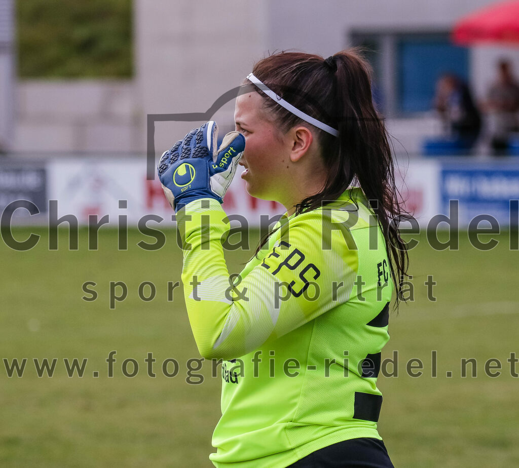 2023-10-07_103_FC_Langengeisling_gegen_MTV_Diessen_Ammersee | Erding, Deutschland, 07.10.2023:
Fußball, Bezirksoberliga 2023 / 2024, 6. Spieltag, FC Langengeisling gegen MTV Diessen/Ammersee, Endergebnis: 0:3

Torfrau Stefanie Karamatic (FC Langengeisling, #39)

Foto: Christian Riedel / fotografie-riedel.net