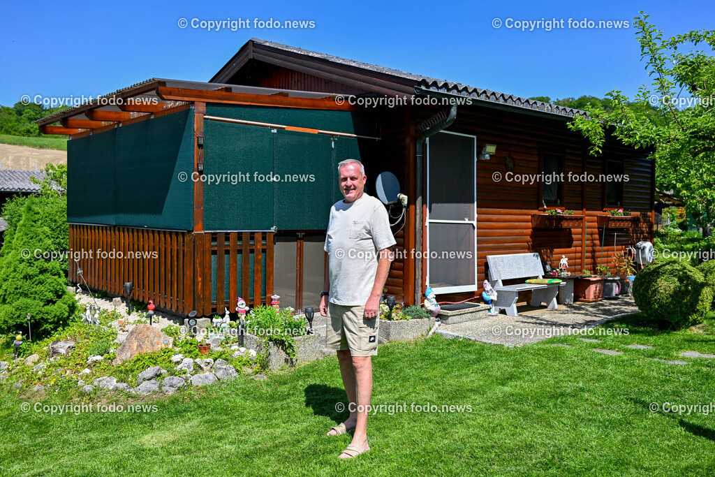 Auhof_ Kleingartenanlage_ 30.04.2024-5 | 30.04.2024, Linz, AUT, Kleingartenlage Auhof, im Bild Mario Aner in seinem Kleingarten