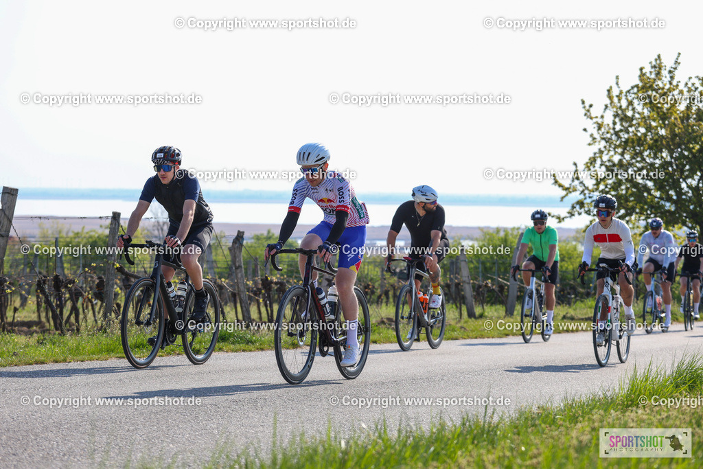 Neusiedlersee Radmarathon 2026 | @sportshot_your_pictrs #yourpictures#roadtowm2029 #nrm #neusiedlerseeradmarathon #neusiedlersee #neusiedlerseetourismus #burgenland #mörbisch #nrm26 #burgenlandtourismus #voglundco #poweredbyburgenlandtourismus #radsport #rad #marathon #ucigranfondo #visitburgenland #ucigranfondoworldseries