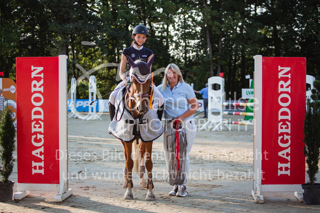 220825_Delbrueck_PonyTrophy-260 | Deine schönsten Turniermomente als professionelle Fotos! Entdecke hochwertige Pferdesport-Fotografie im Online-Shop. Jetzt Fotos finden & bestellen!