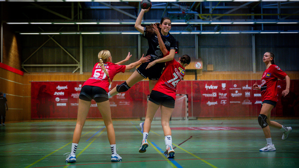 2024-09-28-ssv-st.pölten-U18-208 | "Fussifoto.com – Ihr Ansprechpartner für hochwertige Fotografie! Entdecken Sie kreative Bilder und professionelle Dienstleistungen. Kontaktieren Sie uns für Ihre Projekte!"