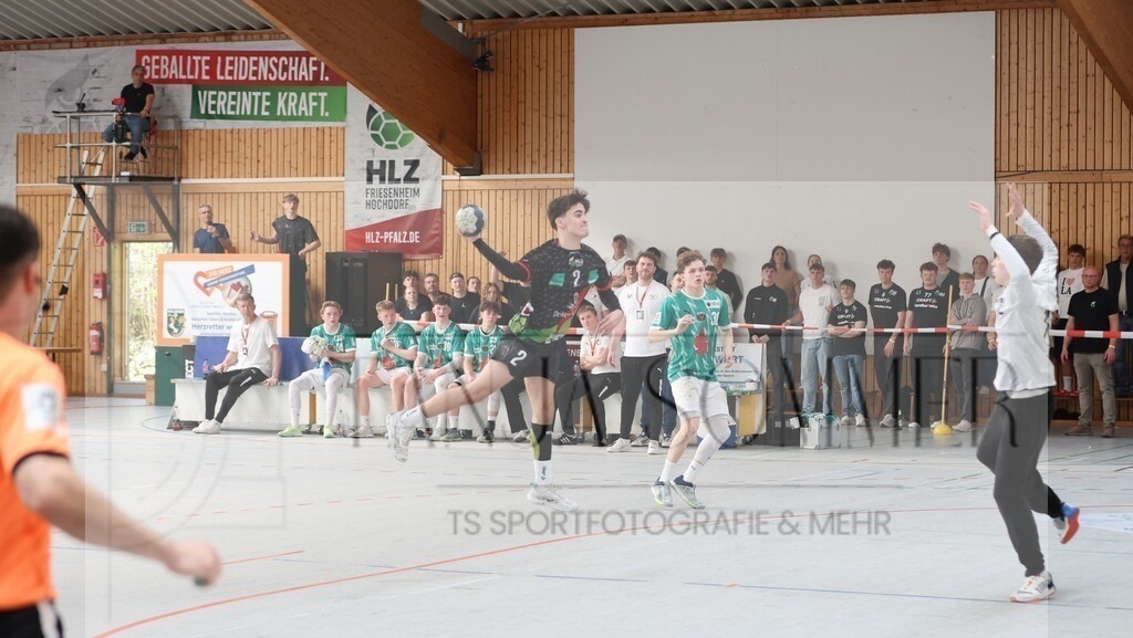 2H2A1515 | Tanja Sommer - TS Sportfotografie - Realisiert mit Pictrs.com