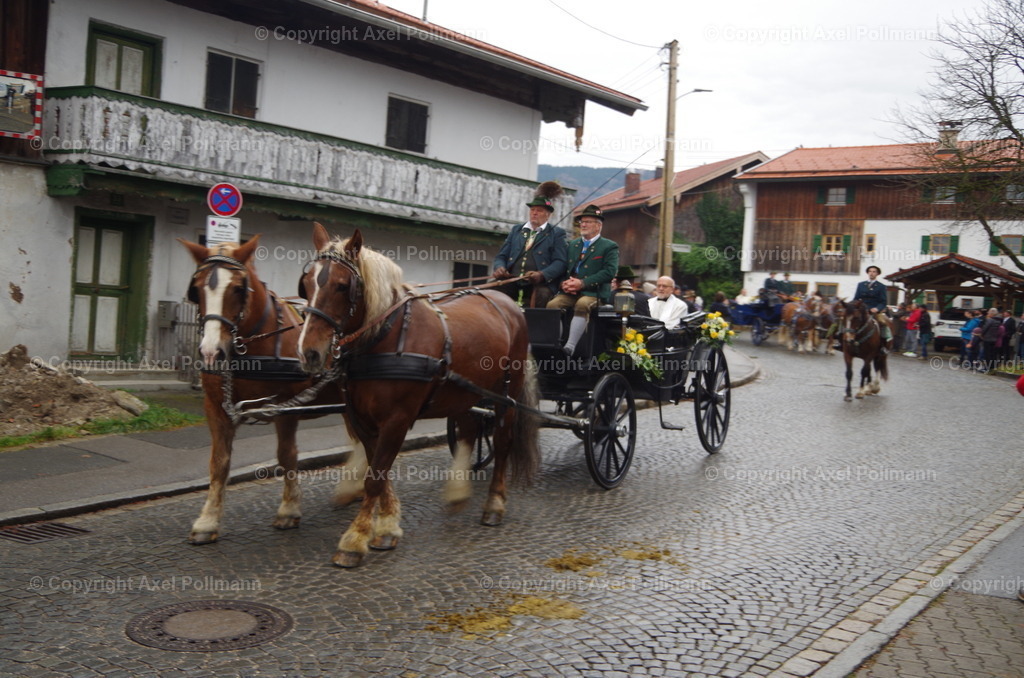 IMGP8611 | fotografiert von Axel PollmannLeonhardi Wallfahrt Benediktbeuern und Murnau, Fronleichnam, Fasching, Landschaft im Loisachtal und Benediktbeuern  - Realisiert mit Pictrs.com