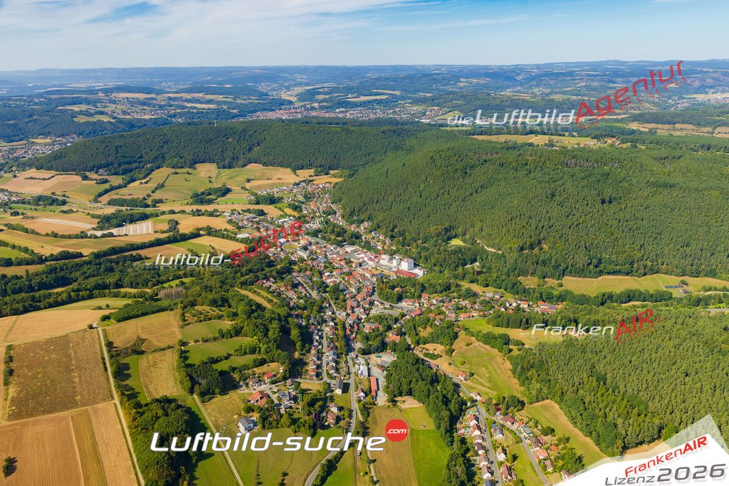 Luftaufnahme von Weißenbrunn - Die Luftaufnahme wurde 2025 vom UL-Flugzeug heraus erstellt ( keine Drohne ) - Hochauflösende Luftaufnahme - für professionelle Ausdrucke geeignet. Die Geschenkidee !Mit Lizenz und Bildrechte bestellbar