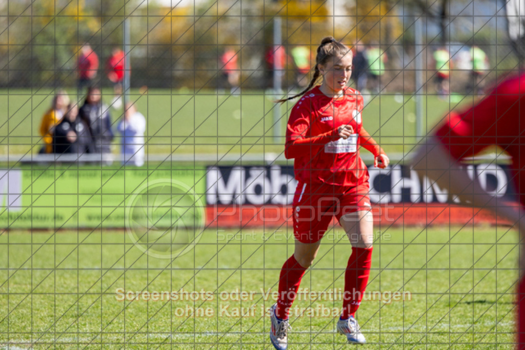 20250406_143141_0309 | #,1.FC Donzdorf (rot) vs. SV Jungingen (schwarz), Fussball, Frauen-Verbandsliga Württemberg, 16. Spieltag, Saison 2024/2025, Rasenplatz Lautertal Stadion, Süßener Straße 16, 73072 Donzdorf, 06.04.2025 - 13:00 Uhr,Foto: PhotoPeet-Sportfotografie/Peter Harich