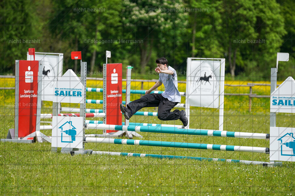 20230521-FAH06215 | Frühjahrsturnier, Landsberg am Lech, 2023, Reitclub Landsberg, Turnierbilder, Fotos Turnier Landsberg, Fotoagentur Herrmann, Turnierfotografen Bayern, Reitsport Fotograf, Pferde Fotograf
