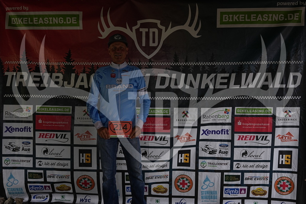 A1_09317 | Fotogalerie der Treibjagd im Dunkelwald - Dein MTB Etappenrennen im Erzgebirge - Realisiert mit Pictrs.com