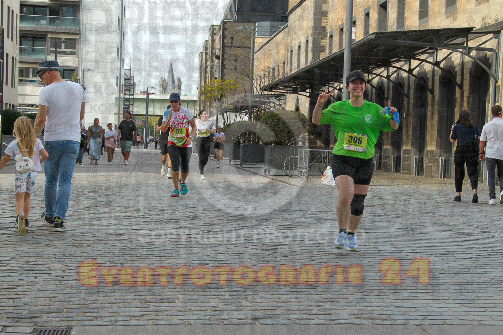 250920_1538_EV4_9334 | Sportfotografie im Rhein-Sieg Kreis, Köln, Bonn, NRW, Rheinland Pfalz, Hessen, etc. Unser Tätigkeitsfeld umfasst den Laufsport vom Volkslauf über den Marathon, Duathlon, Triathon bis zum Ultralauf wie Kölnpfad Ultra oder Schindertrail.