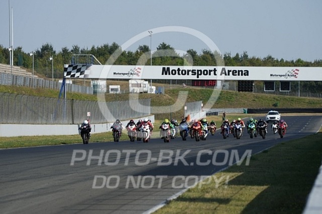 2024_09_06_PBK_28174 | Sportfotografie; SlowMotion; Video; Rennstrecke; Hafeneger; Speer; Racing; RSE; BMW; CBO; Trackday; Motorsportarena; Hockenheimring; Brno; Most; Barcelona; Valencia