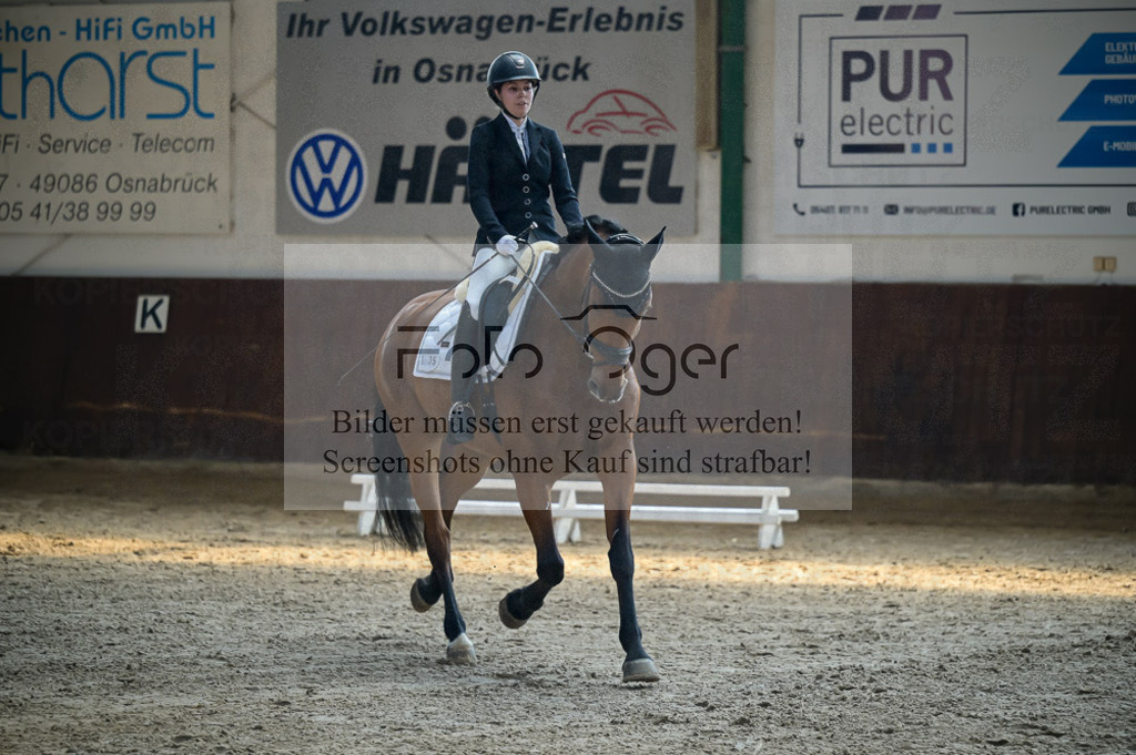 Reitturnier Voxtrup | Entdecke hochwertige Reitturnierfotos von Foto Oger. Professionell, emotional und authentisch – jetzt Lieblingsmomente im Shop bestellen.Deutschlandweite Turnierfotografie. - Realisiert mit Pictrs.com