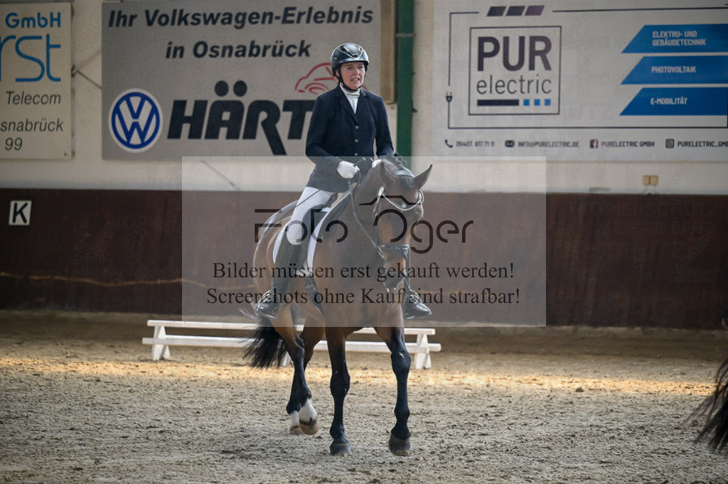 Reitturnier Voxtrup | Entdecke hochwertige Reitturnierfotos von Foto Oger. Professionell, emotional und authentisch – jetzt Lieblingsmomente im Shop bestellen.Deutschlandweite Turnierfotografie. - Realisiert mit Pictrs.com