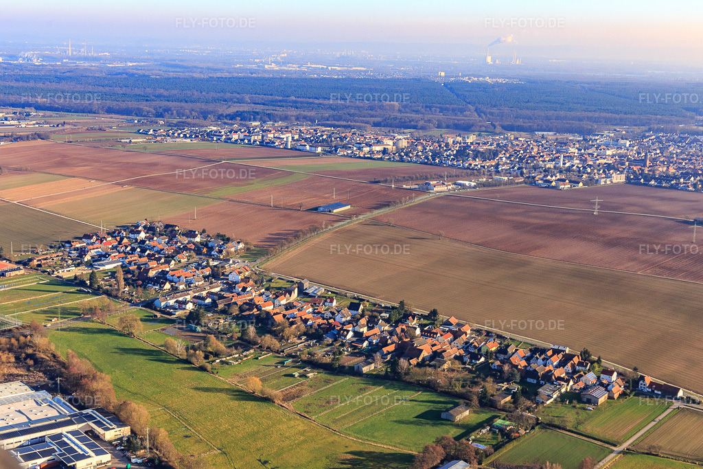 Luftbild: Ortsansicht aus Nordwesten im Ortsteil Minderslachen in Kandel im Bundesland Rheinland-Pfalz in Deutschland. Foto: IMG_120054.jpg vom 07.02.2020 durch Werner Riehm/FLY-FOTO.de
