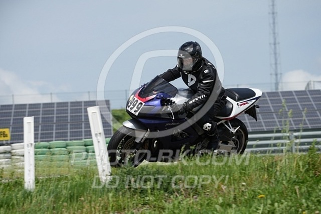 2024_05_14_PBK_23786 | Sportfotografie; SlowMotion; Video; Rennstrecke; Hafeneger; Speer; Racing; RSE; BMW; CBO; Trackday; Motorsportarena; Hockenheimring; Brno; Most; Barcelona; Valencia