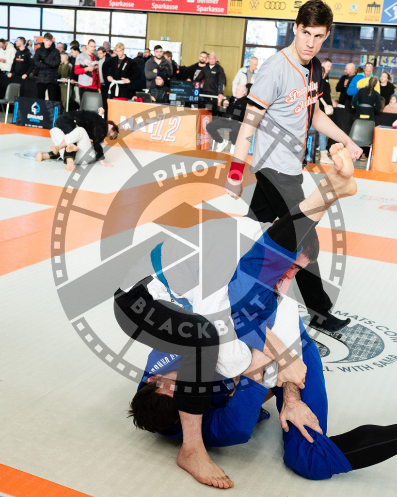 20251122PBB10361 | Athletes compete during the Grappling Industries Berlin Jiu-Jitsu and Grappling Championship, on November 22, 2025 in Berlin, Germany. © photoblackbelt