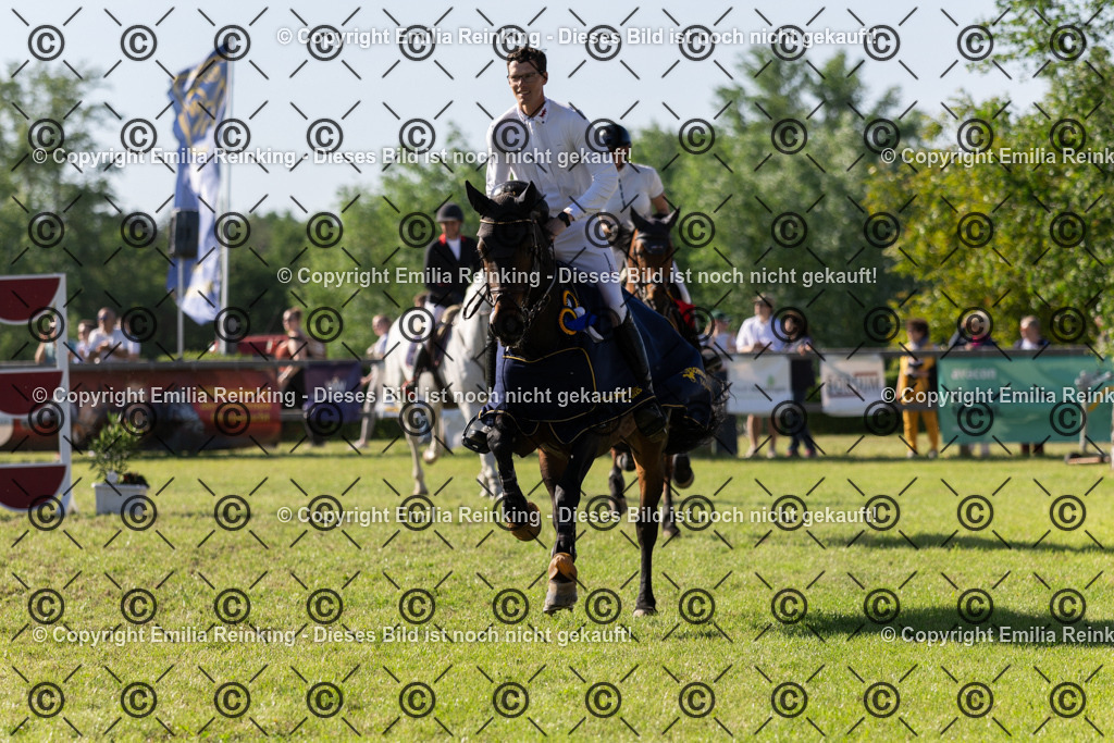 CL5A1497 | Emilia Reinking Fotografie - Realisiert mit Pictrs.com