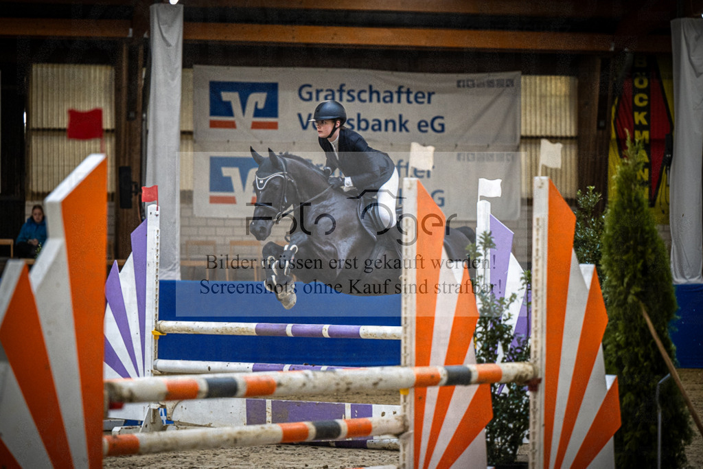 DOS_0548 | Entdecke hochwertige Reitturnierfotos von Foto Oger. Professionell, emotional und authentisch – jetzt Lieblingsmomente im Shop bestellen.Deutschlandweite Turnierfotografie. - Realisiert mit Pictrs.com