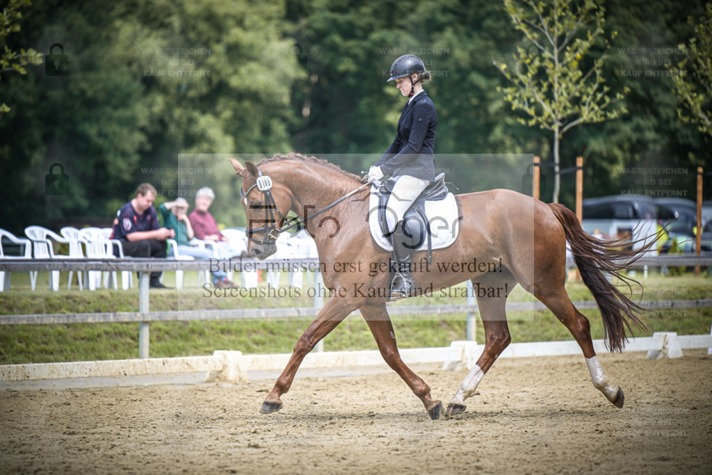DOS_5838 | Entdecke hochwertige Reitturnierfotos von Foto Oger. Professionell, emotional und authentisch – jetzt Lieblingsmomente im Shop bestellen. - Realisiert mit Pictrs.com
