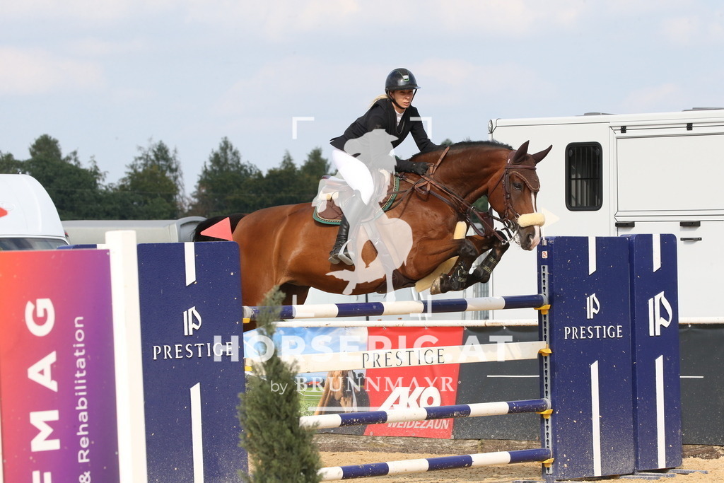 DL2Q8841 | Willkommen bei Brunnmayr - Design & Fotografie – Ihrem Spezialisten für Reitturniere und Pferdeveranstaltungen in Oberösterreich, Salzburg und Bayern! Seit über 17 Jahren sind wir leidenschaftlich dabei.