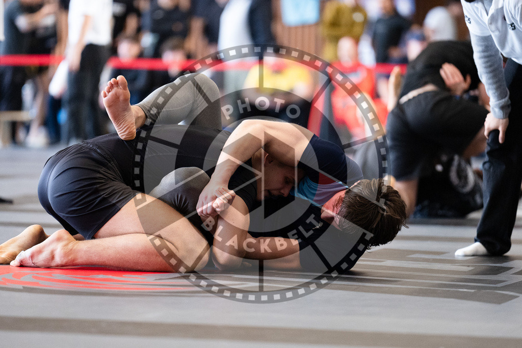 20251129PBB6794 | Fighters compete during the luta livre competition ILLCS XI winter edition on November 29, 2025 in Hannover, Germany.