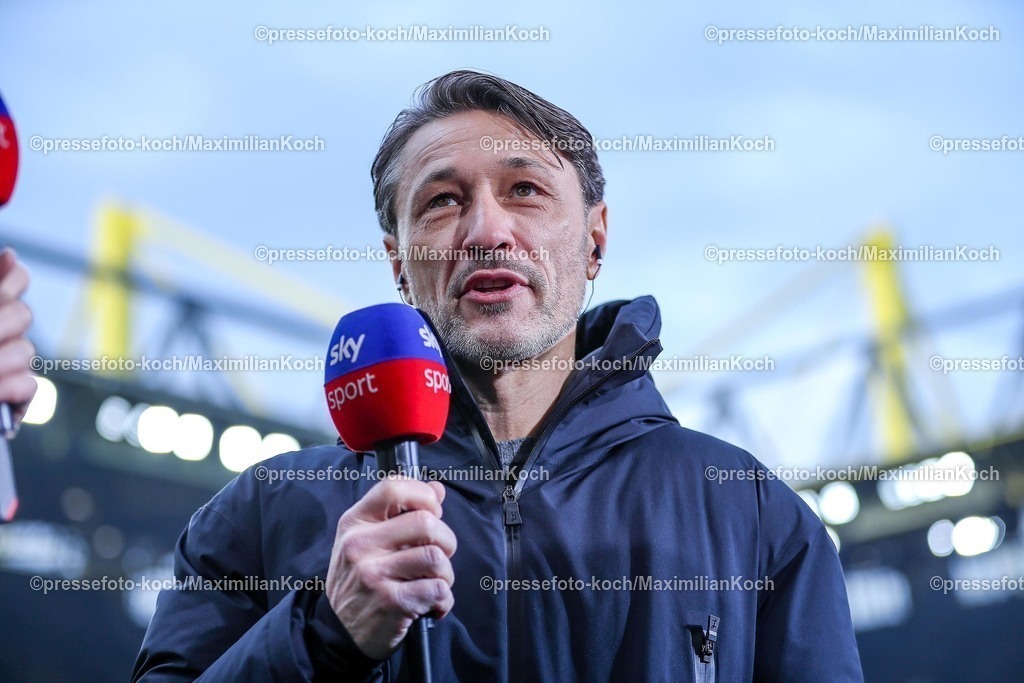 BVB08022502136 | 08.02.2025, Fußball, Borussia Dortmund - VfB Stuttgart, 1. Fußball Bundesliga, 21. Spieltag, Signal Iduna Park, Saison 2024 2025: Trainer Niko Kovac (Cheftrainer BVB) bei seinem Debut als Dortmund-TrainerDFB regulations prohibit any use of photographs as image sequences and or quasi-video.