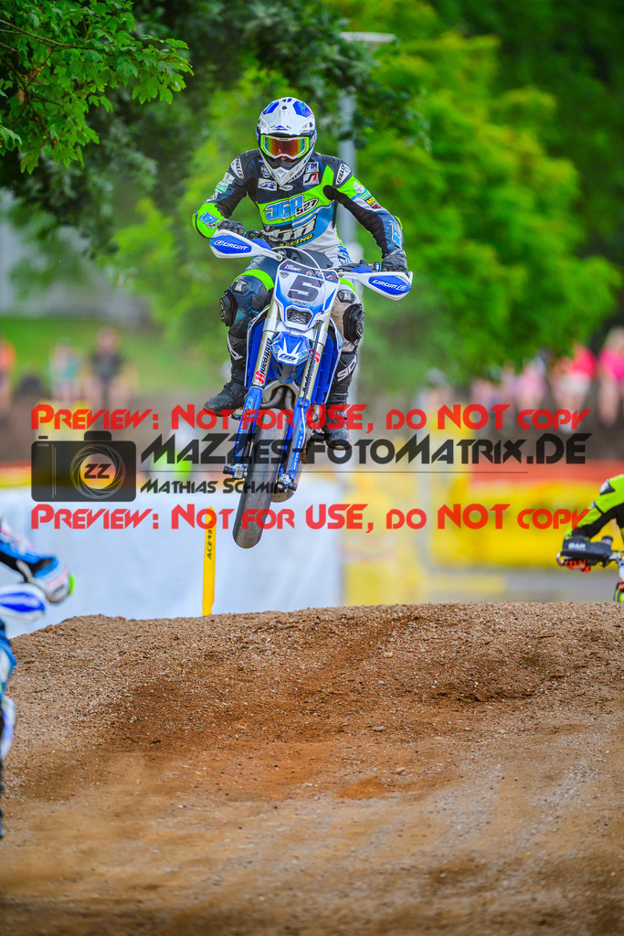 MaZZes_FotoMatrix_240817_6007705_7102 | S1