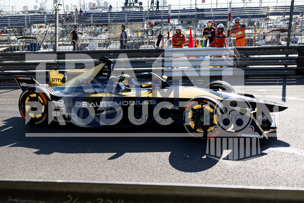GEPA-20230506-101-147- | MONTE CARLO,MONACO,06.MAY.23 - MOTORSPORTS, FORMULA E - E-Prix of Monaco, Circuit de Monaco. Image shows Stoffel Vandoorne (BEL / Penske). 
Photo:GEPA pictures/ Matthias Trinkl