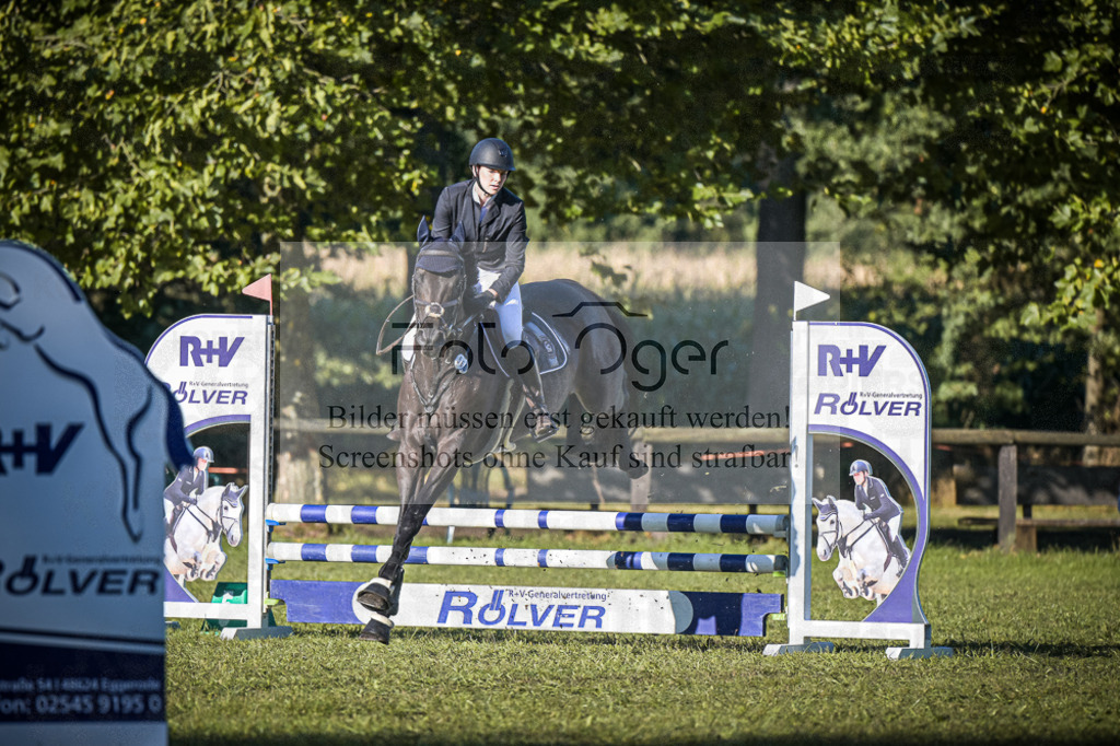 DOS_0365 | Entdecke hochwertige Reitturnierfotos von Foto Oger. Professionell, emotional und authentisch – jetzt Lieblingsmomente im Shop bestellen.Deutschlandweite Turnierfotografie. - Realisiert mit Pictrs.com