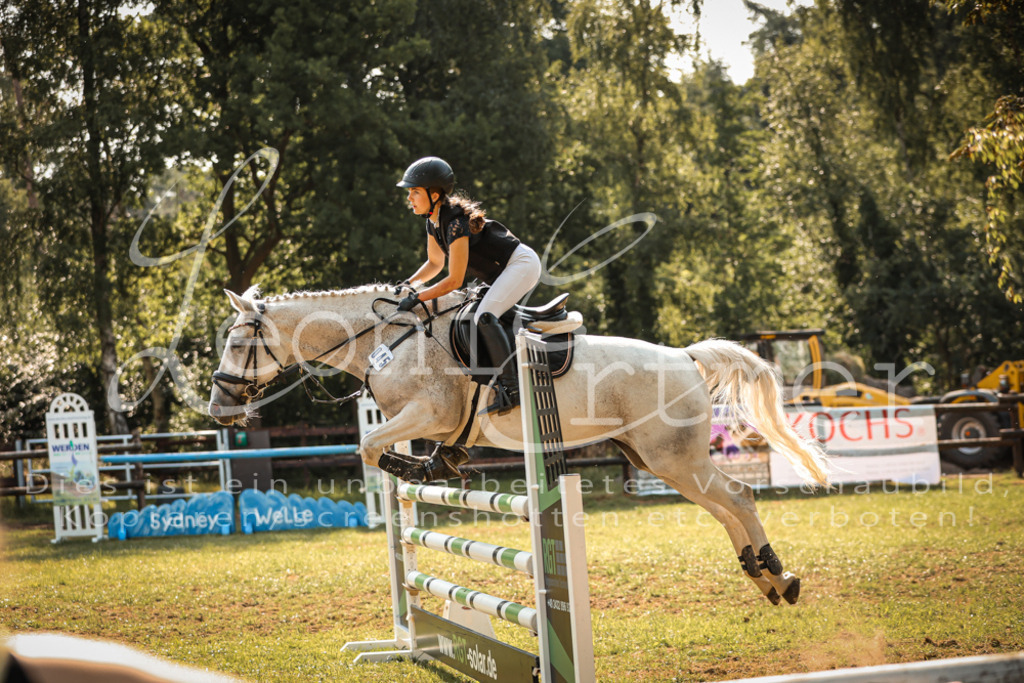 25.SaSpL00033 | Leoni Ertmer Photography - Realisiert mit Pictrs.com