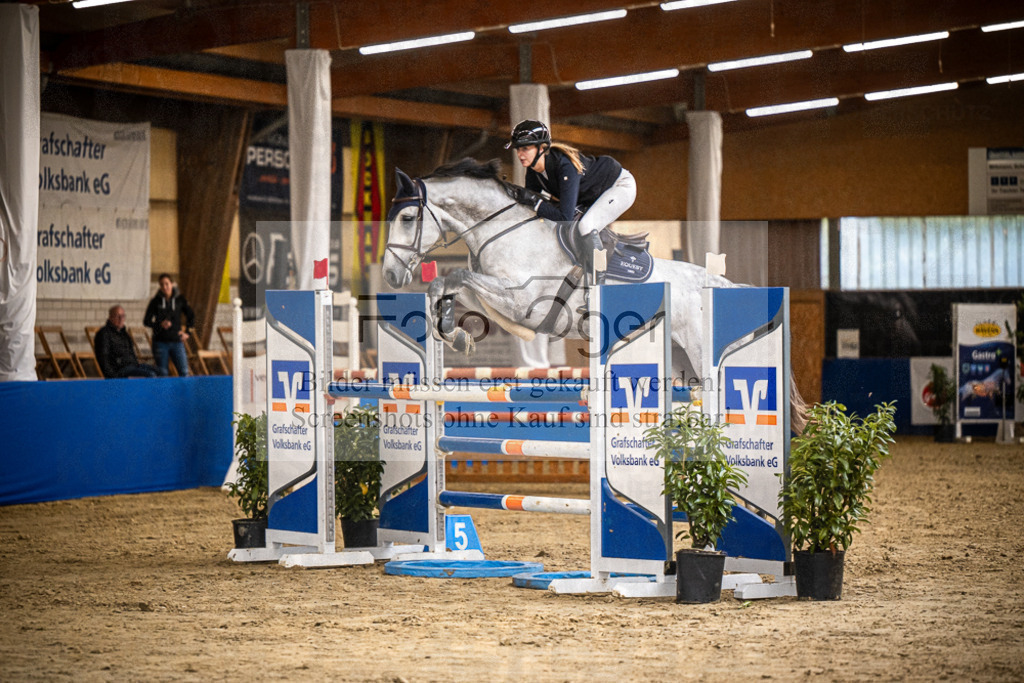 DOS_0523 | Entdecke hochwertige Reitturnierfotos von Foto Oger. Professionell, emotional und authentisch – jetzt Lieblingsmomente im Shop bestellen.Deutschlandweite Turnierfotografie. - Realisiert mit Pictrs.com