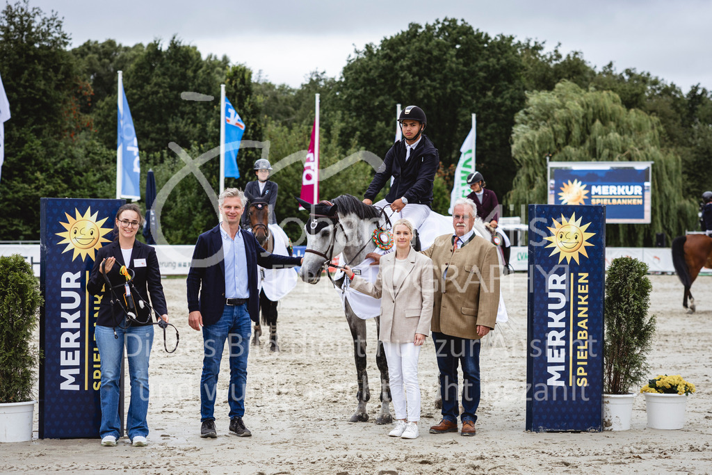 240712_BHO_ZweiPh-M2-2-670 | Deine schönsten Turniermomente als professionelle Fotos! Entdecke hochwertige Pferdesport-Fotografie im Online-Shop. Jetzt Fotos finden & bestellen!