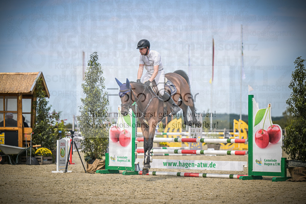 DOS_4059 | Entdecke hochwertige Reitturnierfotos von Foto Oger. Professionell, emotional und authentisch – jetzt Lieblingsmomente im Shop bestellen.Deutschlandweite Turnierfotografie. - Realisiert mit Pictrs.com