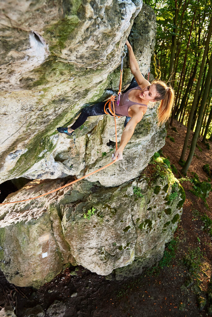 CS-210914-8907-1 | Lena in Ringbandschoner (9+) am Illafels im Spieser Gebiet
