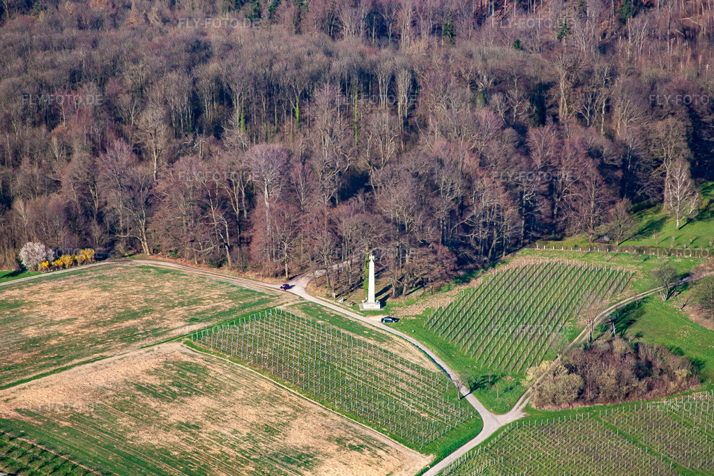 Luftbild: Kriegerdenkmal Hubertusstr im Ortsteil Oos in Baden-Baden im Bundesland Baden-Württemberg in Deutschland. Foto: IMG_56372.jpg vom 14.04.2013 durch Werner Riehm/FLY-FOTO.de