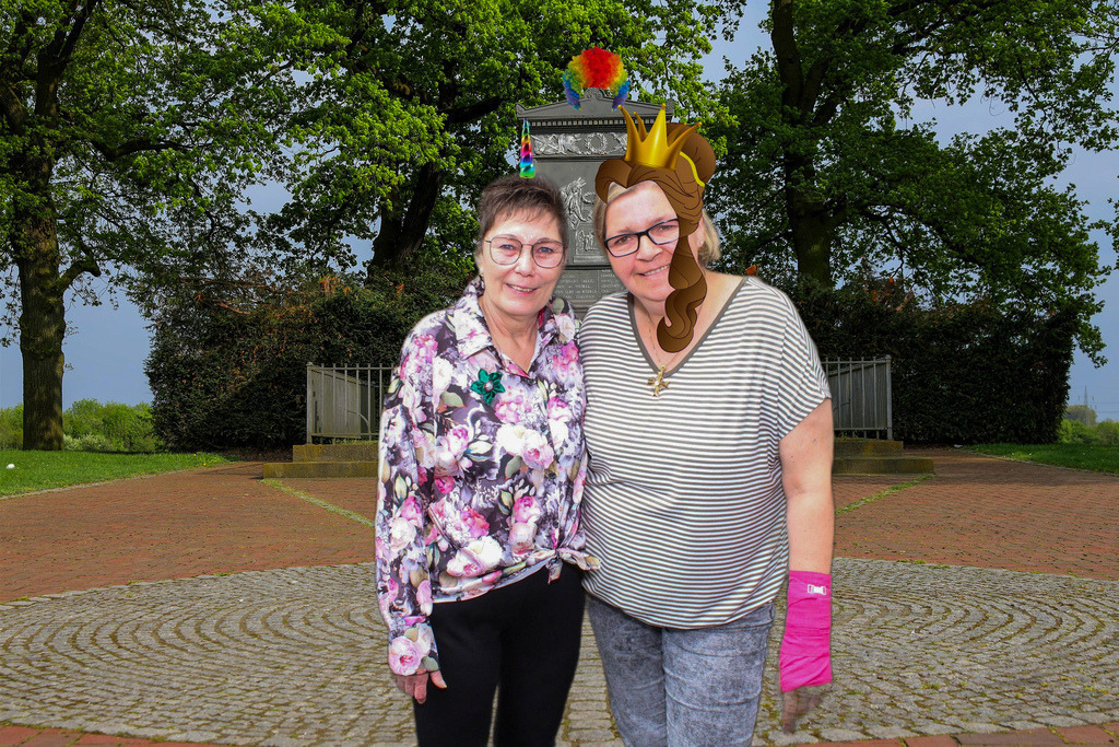 top-top.de-250601-257 | Foto, Video, Fotografie, Videografie, Fotobox, DJ, Discjockey, Musik, Musikbox, Veranstaltung, Photobooth, Amazon, Ebay, Buchtipp, Bestseller, Autor, Verlag, Buch, Wesel, Hamminkeln, NRW, Dinslaken, Rees, Drohne, Hochzeit, Party, Fotobox, Wesel, Fotograf