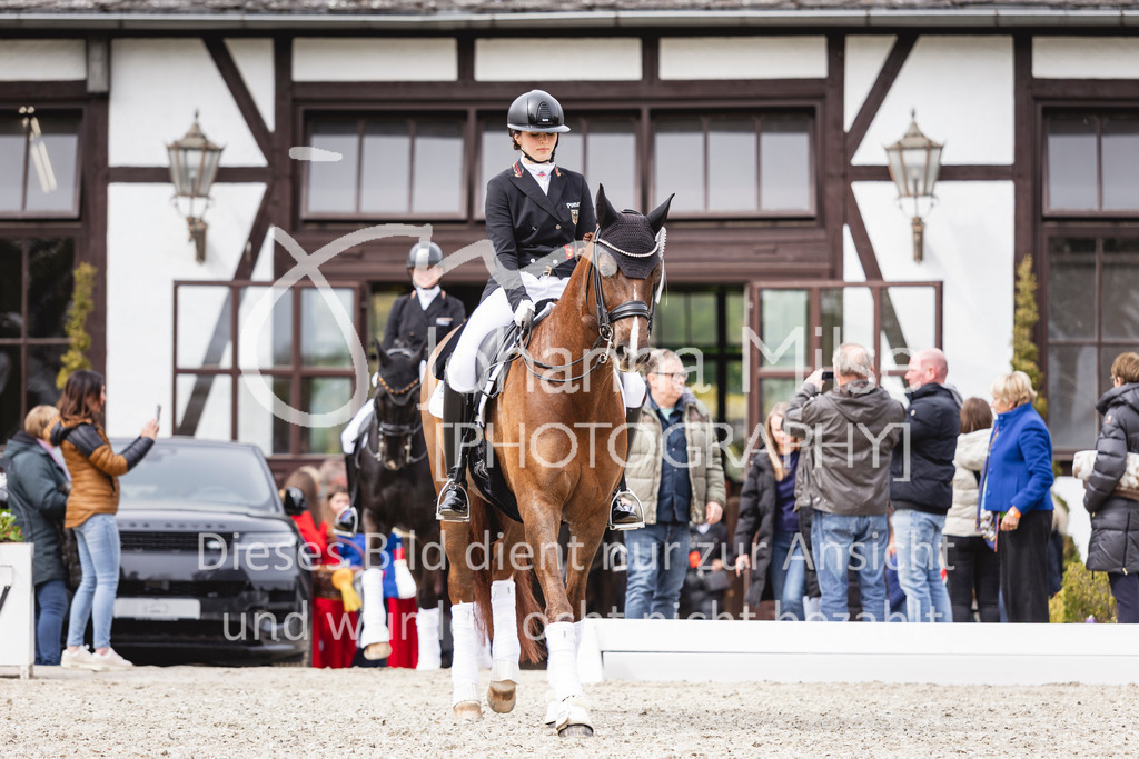 260412_Kronberg_S-Dressur-643 | Deine schönsten Turniermomente als professionelle Fotos! Entdecke hochwertige Pferdesport-Fotografie im Online-Shop. Jetzt Fotos finden & bestellen!