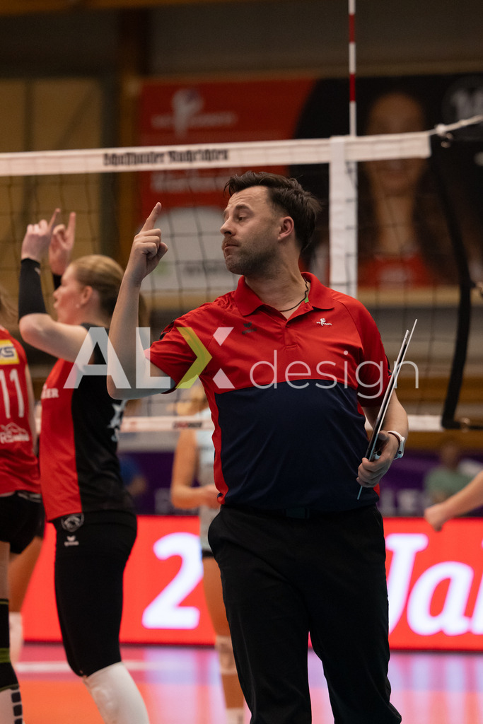 Volleyball I Frauen I Saison 2025-2026 I Volleyball NLA | Women I  Playoffs Finals 2/5 I  VC Kanti Schaffhausen - viteos NUC I  10.04.2026 | Nicki Neubauer - Realisiert mit Pictrs.com