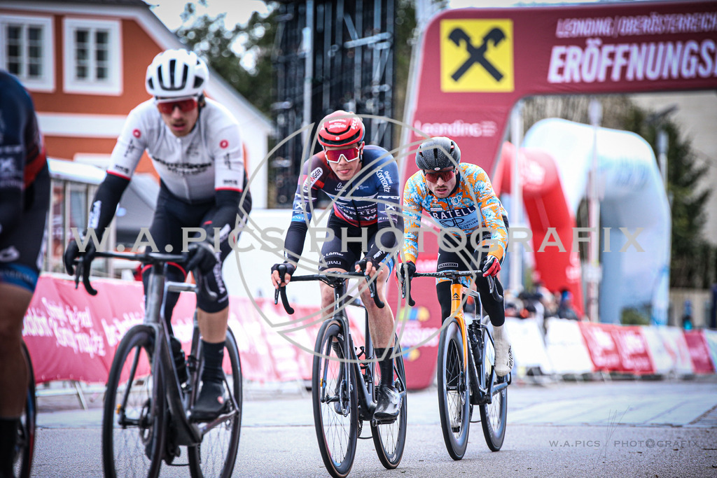 ..... | LEONDING,AUSTRIA,24.März.24 - 63.Radsaisoneröffnungsrennen Leonding Road Cycling League , Image shows: 
Photo: WAPICS / Andreas Willdoner