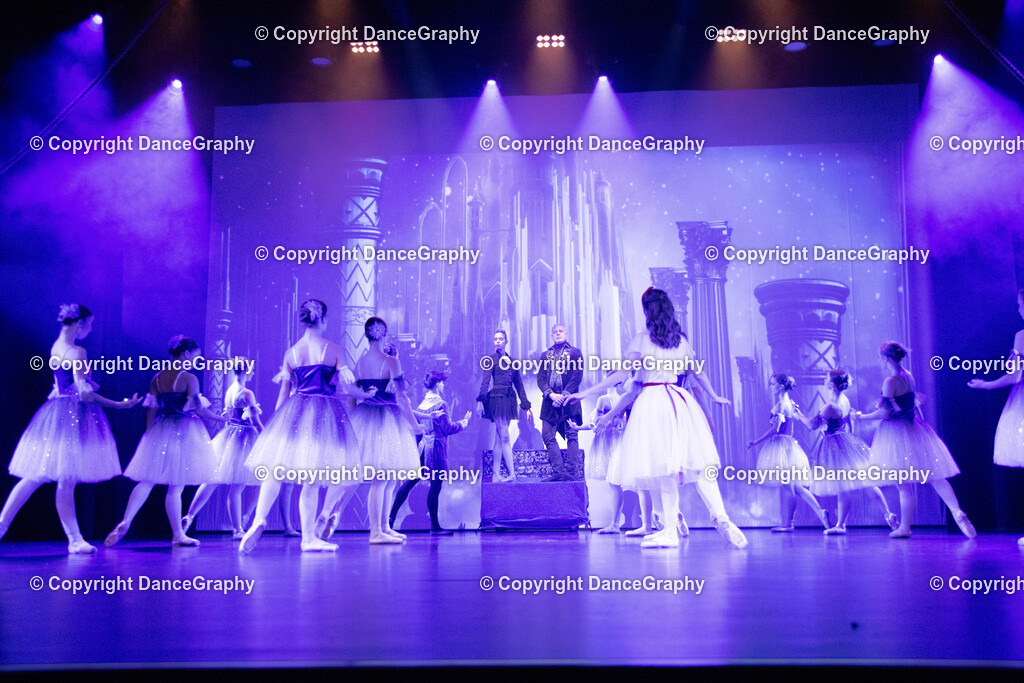 GPHY2585 | DanceGraphy - Realisiert mit Pictrs.com